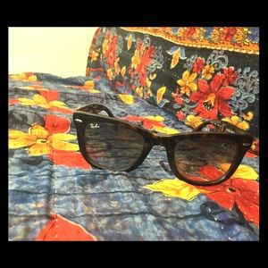 Ray ban folding wayfarer RB 4105